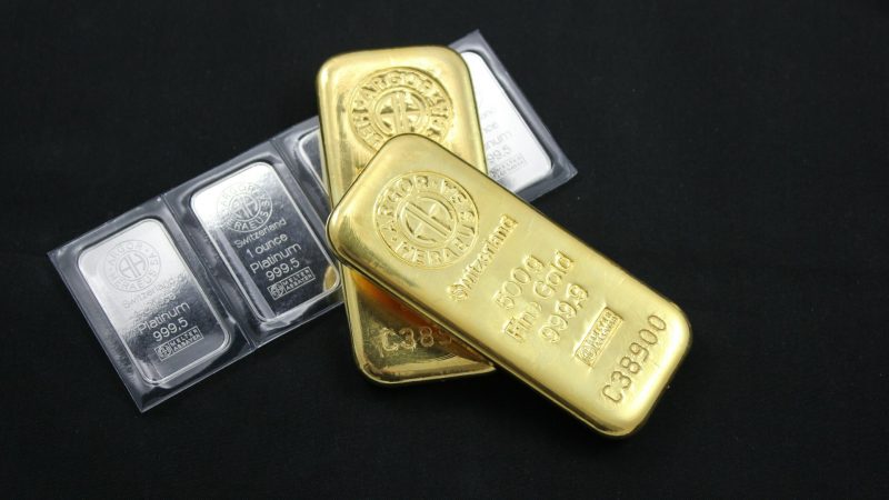Gold Breaches $4,500 Milestone as Safe-Haven Demand Surges